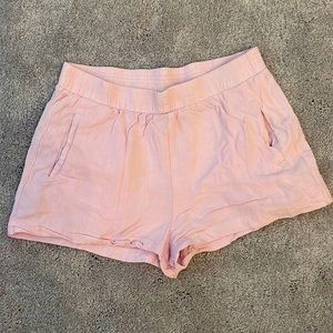 LA hearts, pink shorts